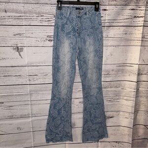 💙Fashion Nova Paisley Jeans